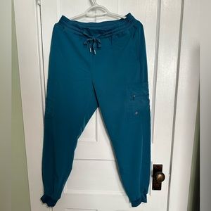 Scrubs jogger pant  style - V-Tess